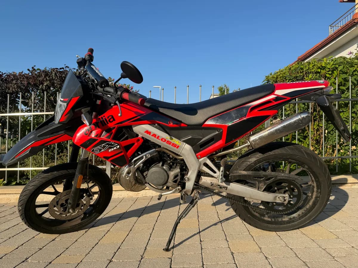 Aprilia SX