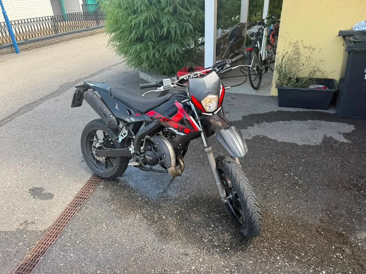 Rieju MRT 2025 – € 2.750, 10 000 km – Bild 1 von 5