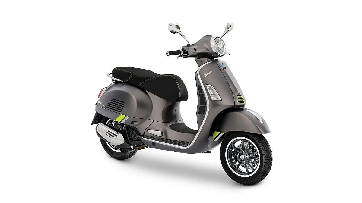 Vespa GTS – € 6.490, 0 km – Bild 1 von 9