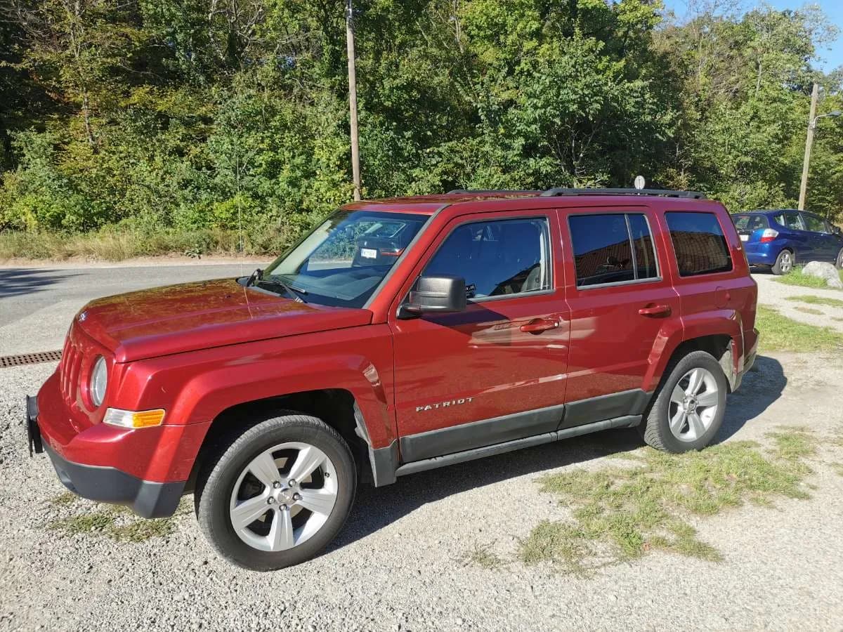 Jeep Patriot 2011 – € 3.900, 179 000 km – Bild 1 von 9