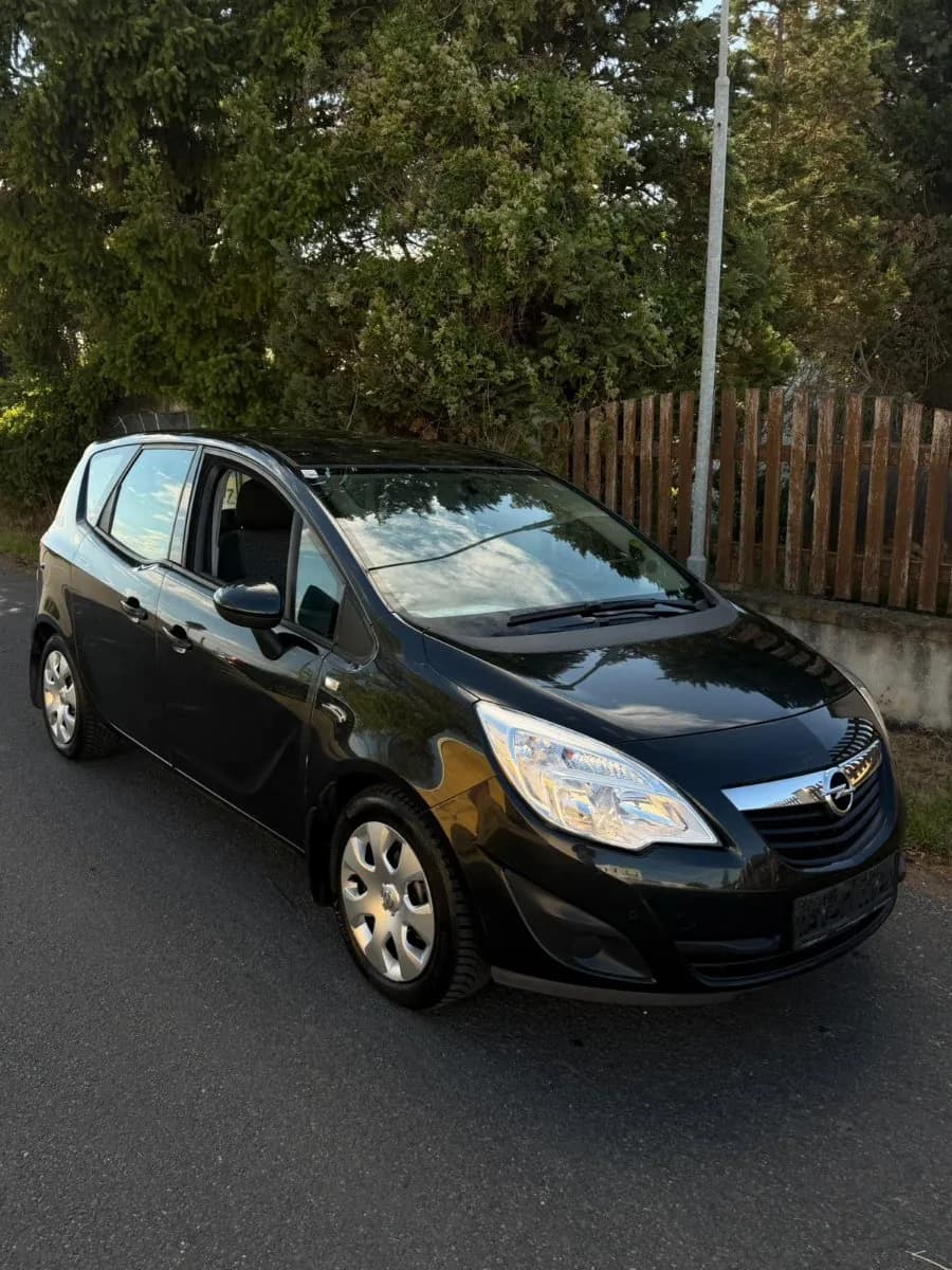 Opel Meriva 2012 – € 2.390, 165 000 km – Bild 1 von 14