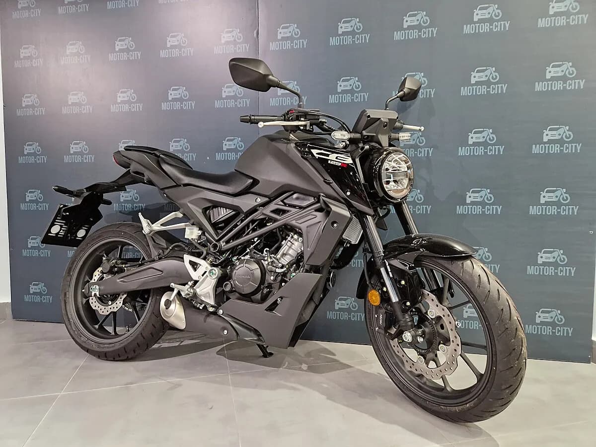 Honda CB – € 5.290, 0 km – Bild 1 von 7