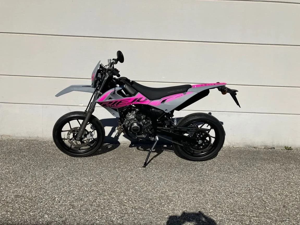 Rieju MRT – € 3.899, 0 km – Bild 1 von 14