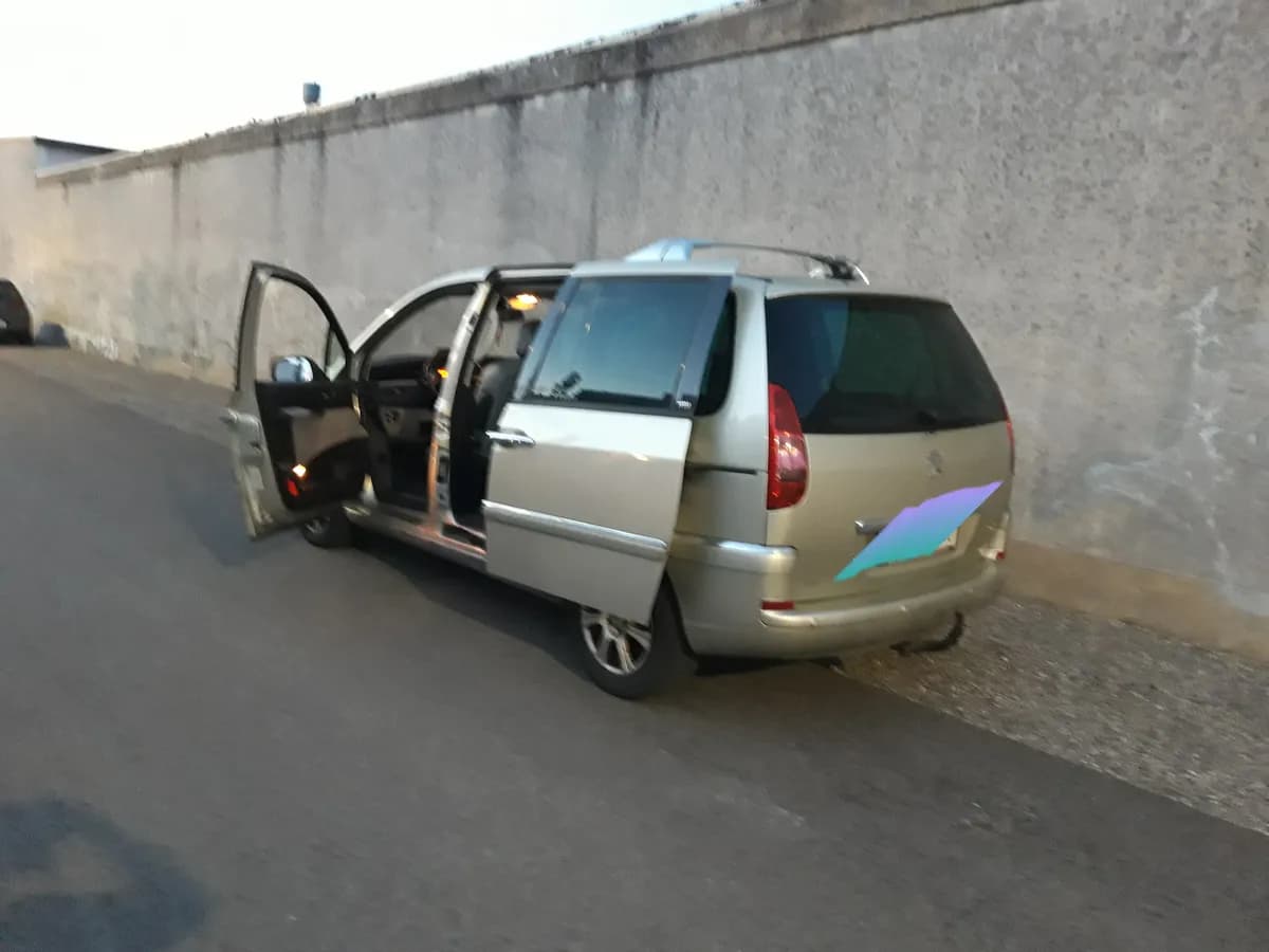 Peugeot 807