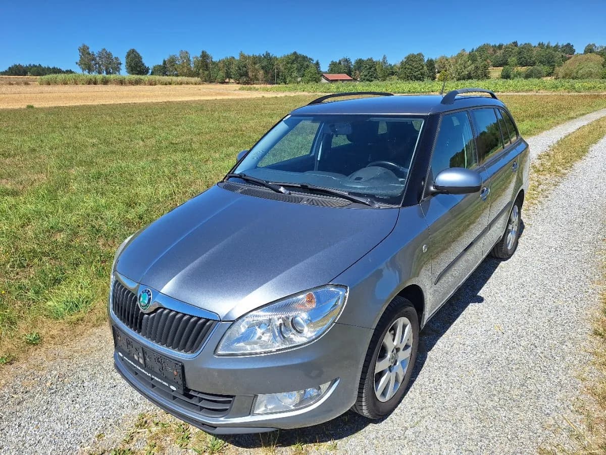 Skoda Fabia 2012 – € 2.999, 187 000 km – Bild 1 von 11