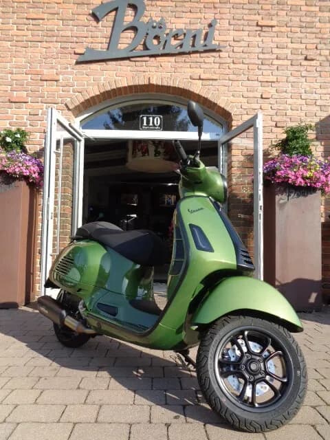 Vespa GTS – € 11.999, 0 km – Bild 1 von 10