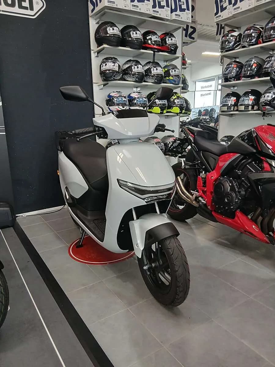 Honda Sonstige – € 4.490, 0 km – Bild 1 von 4