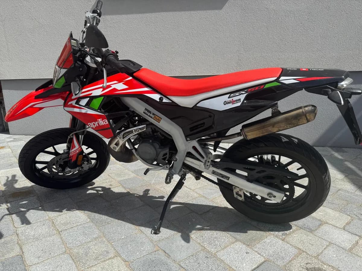 Aprilia SX