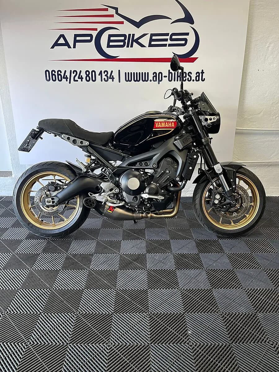 Yamaha XSR