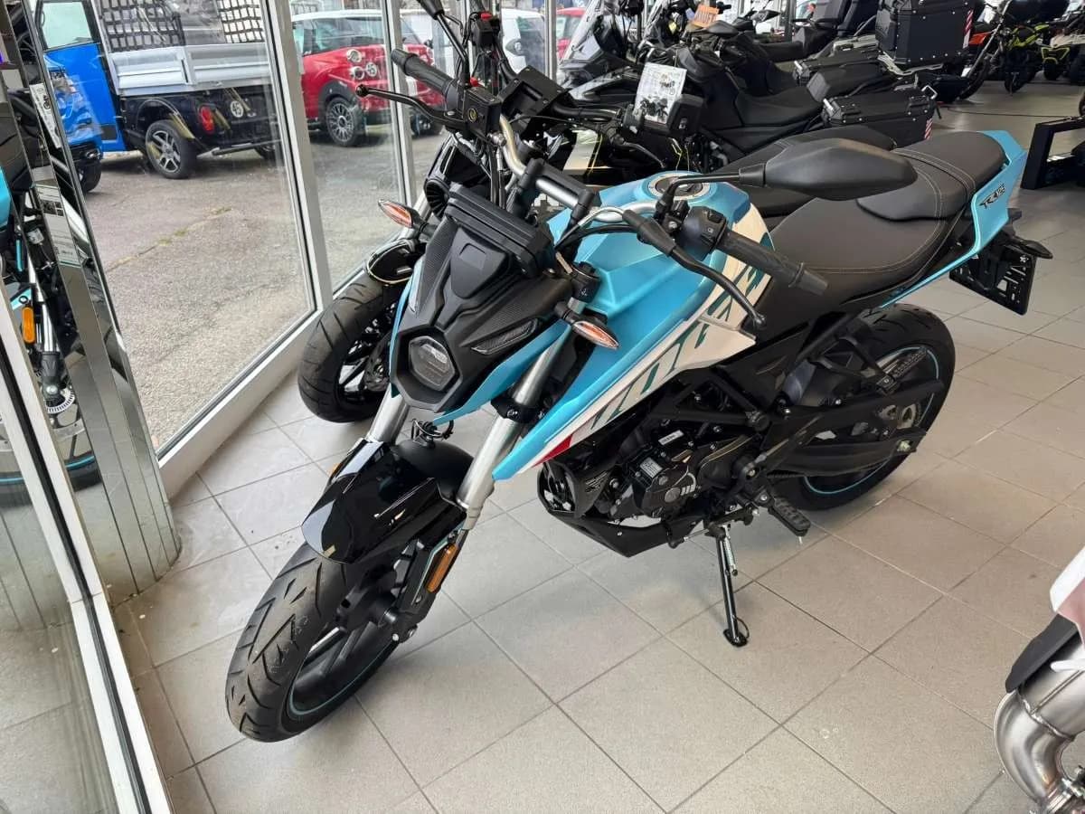 Voge Brivido – € 2.999, 0 km – Bild 1 von 12