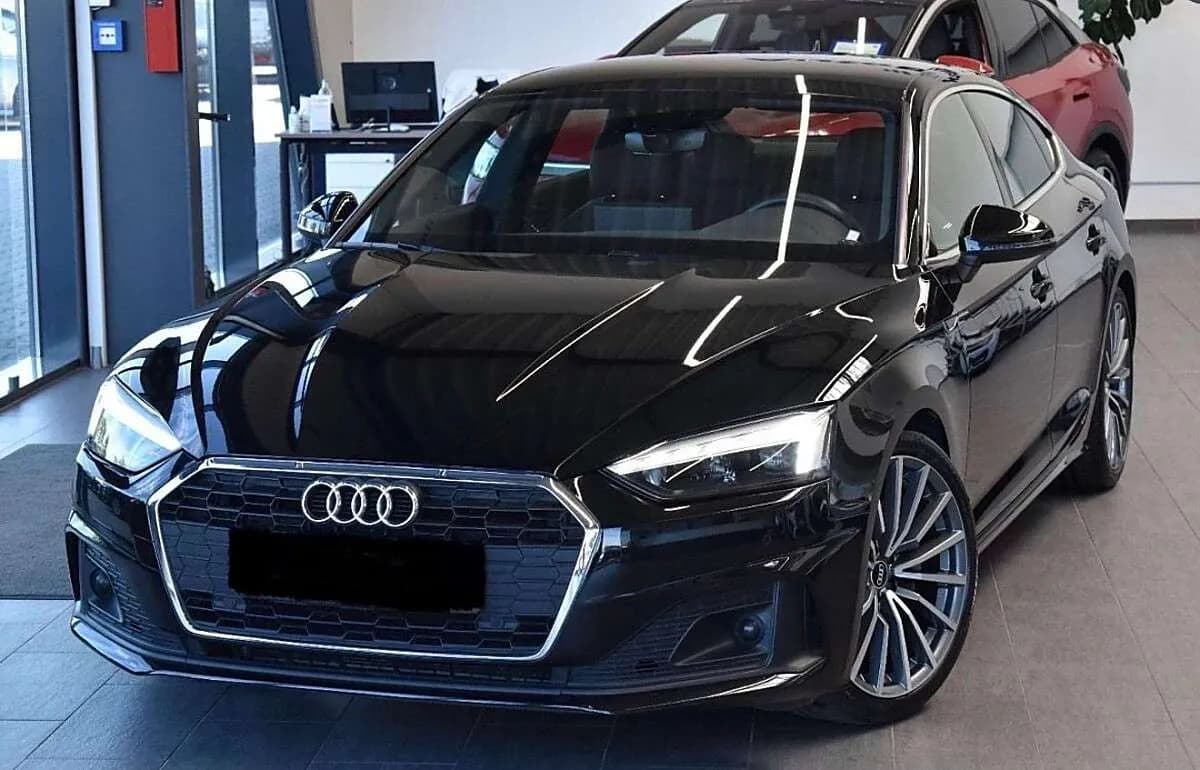 Audi A5 2021 – € 26.498, 140 000 km – Bild 1 von 15