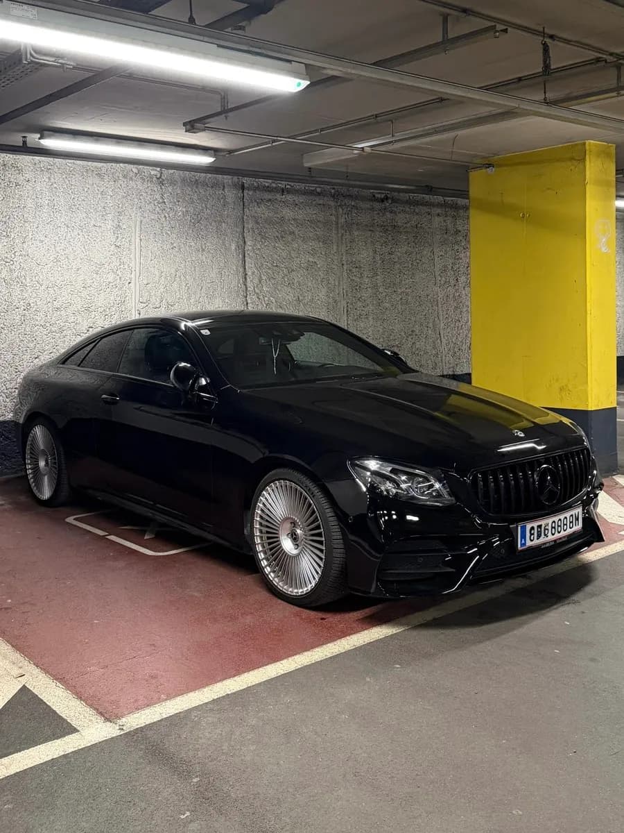 Mercedes-Benz E-Klasse