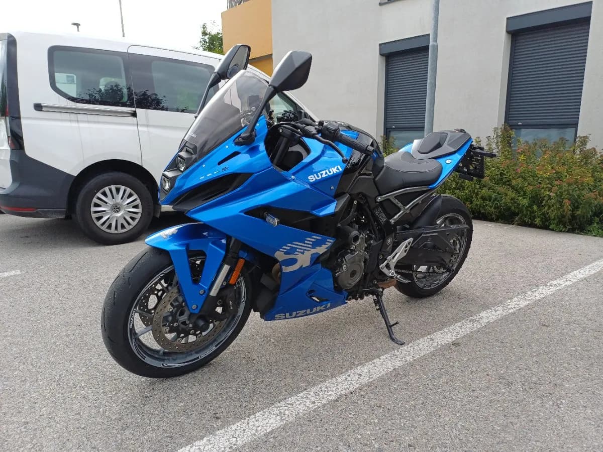 Suzuki GSX