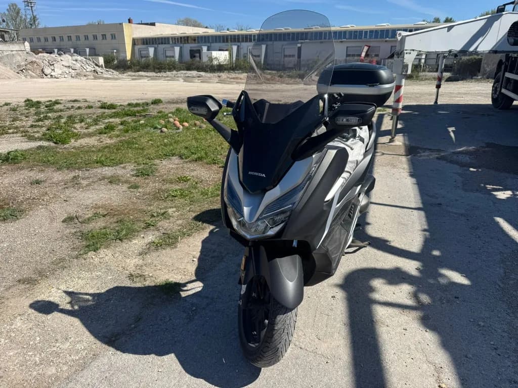Honda Forza