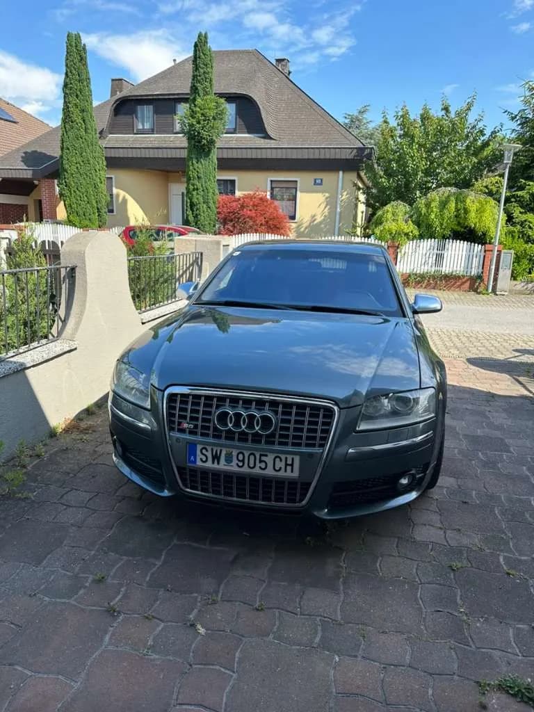 Audi A8 2006 – € 23.500, 277 500 km – Bild 1 von 14