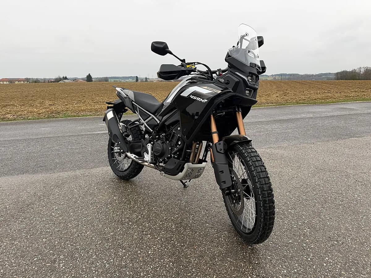 CFMOTO 450MT