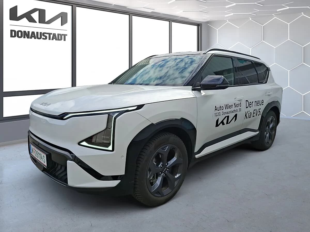 KIA EV5 2025 – € 45.890, 8 000 km – Bild 1 von 19