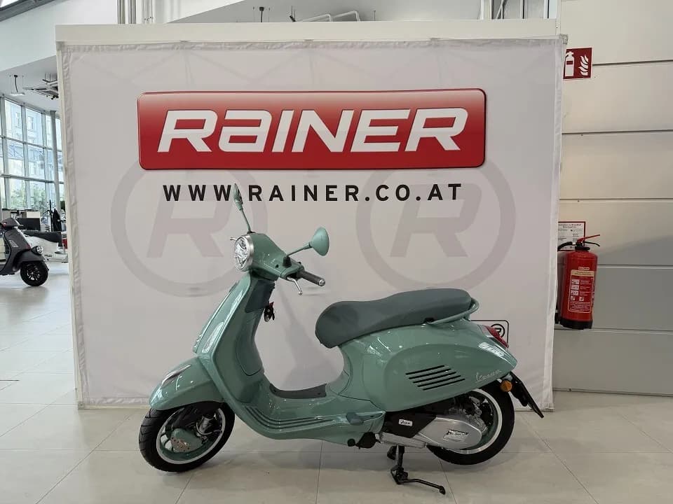 Vespa Primavera – € 6.499, 0 km – Bild 1 von 5