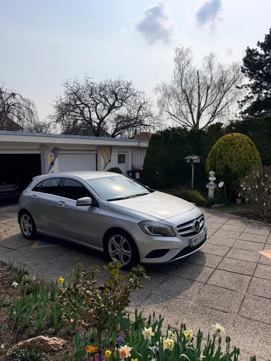 Mercedes-Benz A-Klasse 2015 – € 9.900, 239 000 km – Bild 1 von 14