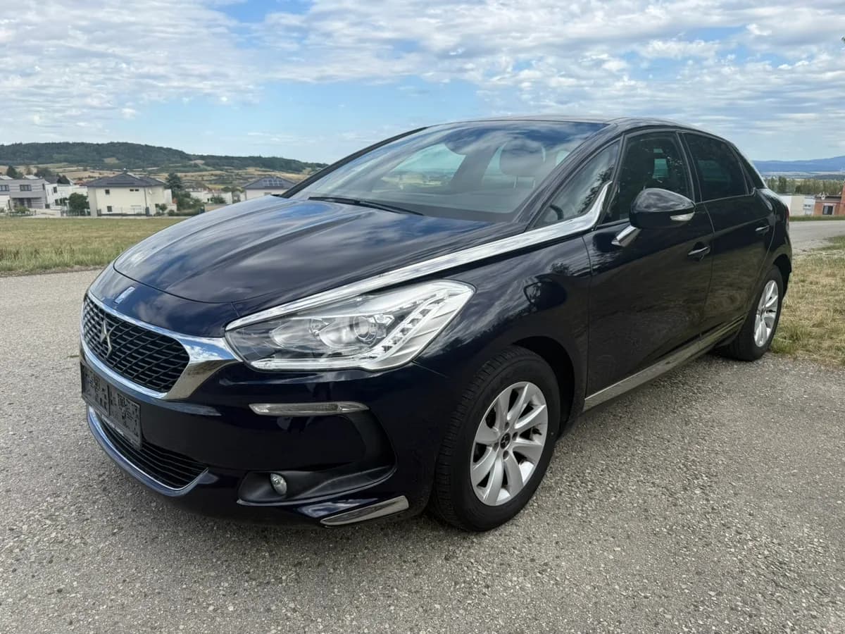 DS Automobiles DS 5