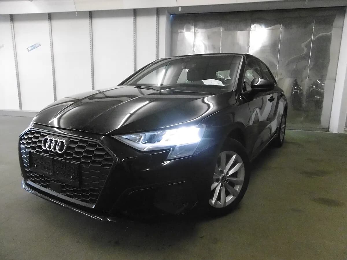 Audi A3 2020 – € 19.900, 85 000 km – Bild 1 von 11