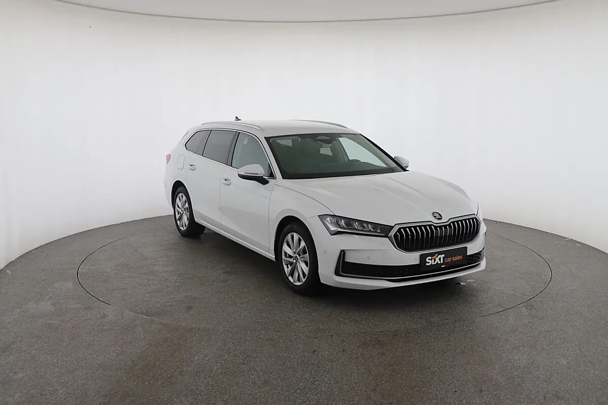 Skoda Superb 2025 – € 39.440, 35 981 km – Bild 1 von 15