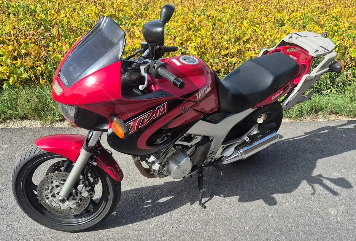 Yamaha TDM 2001 – € 1.000, 27 946 km – Bild 1 von 6