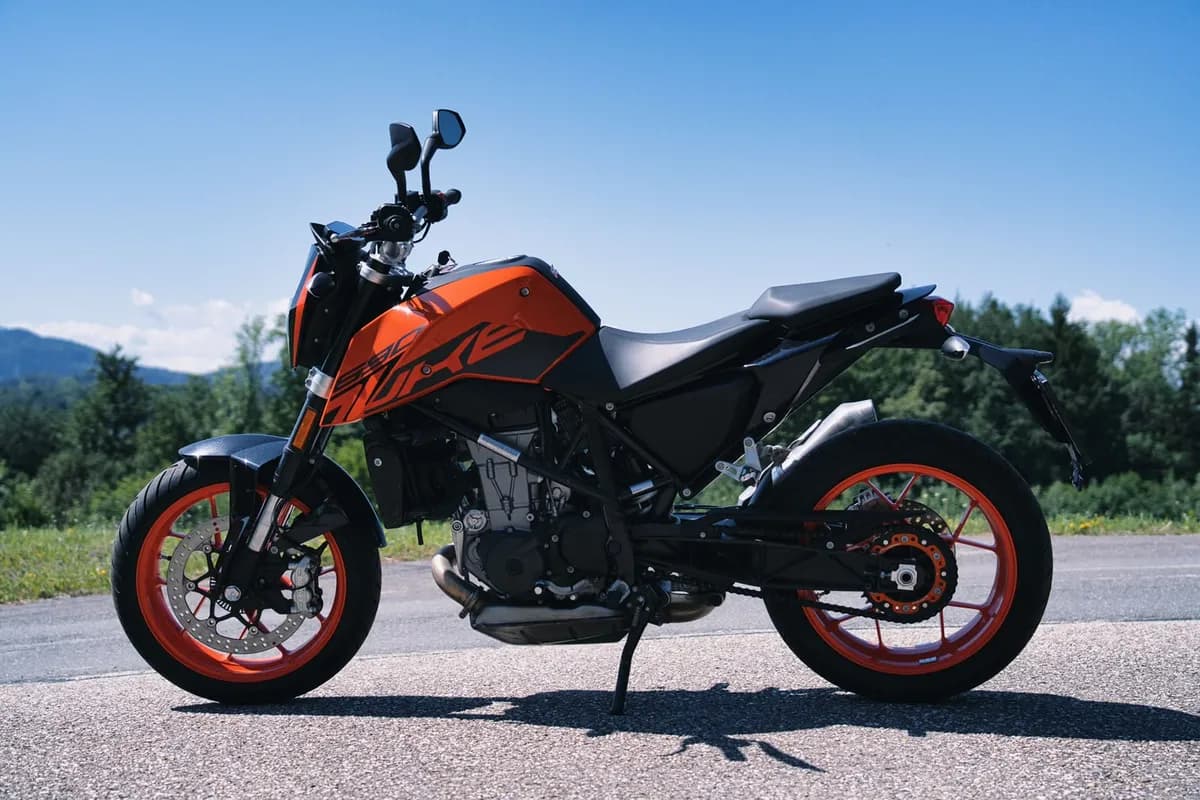 KTM 690