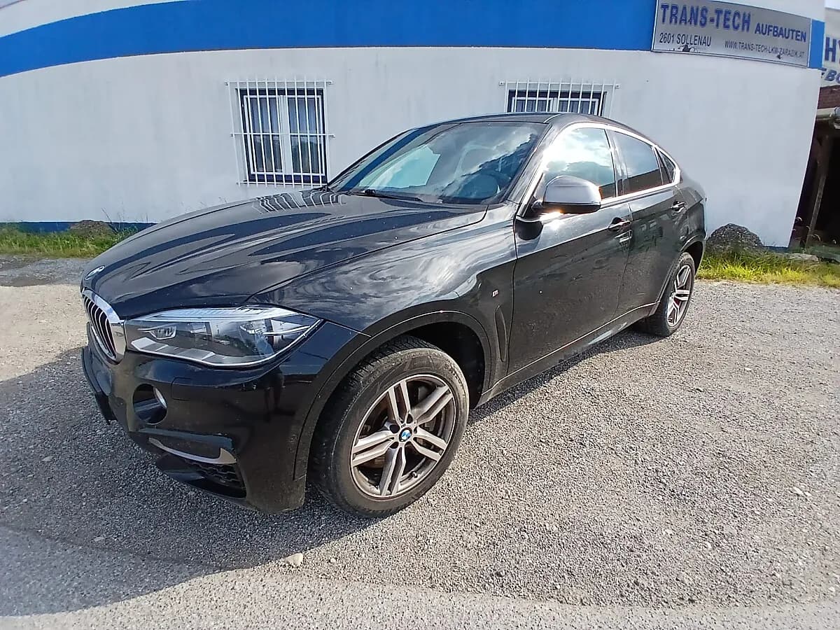 BMW X6