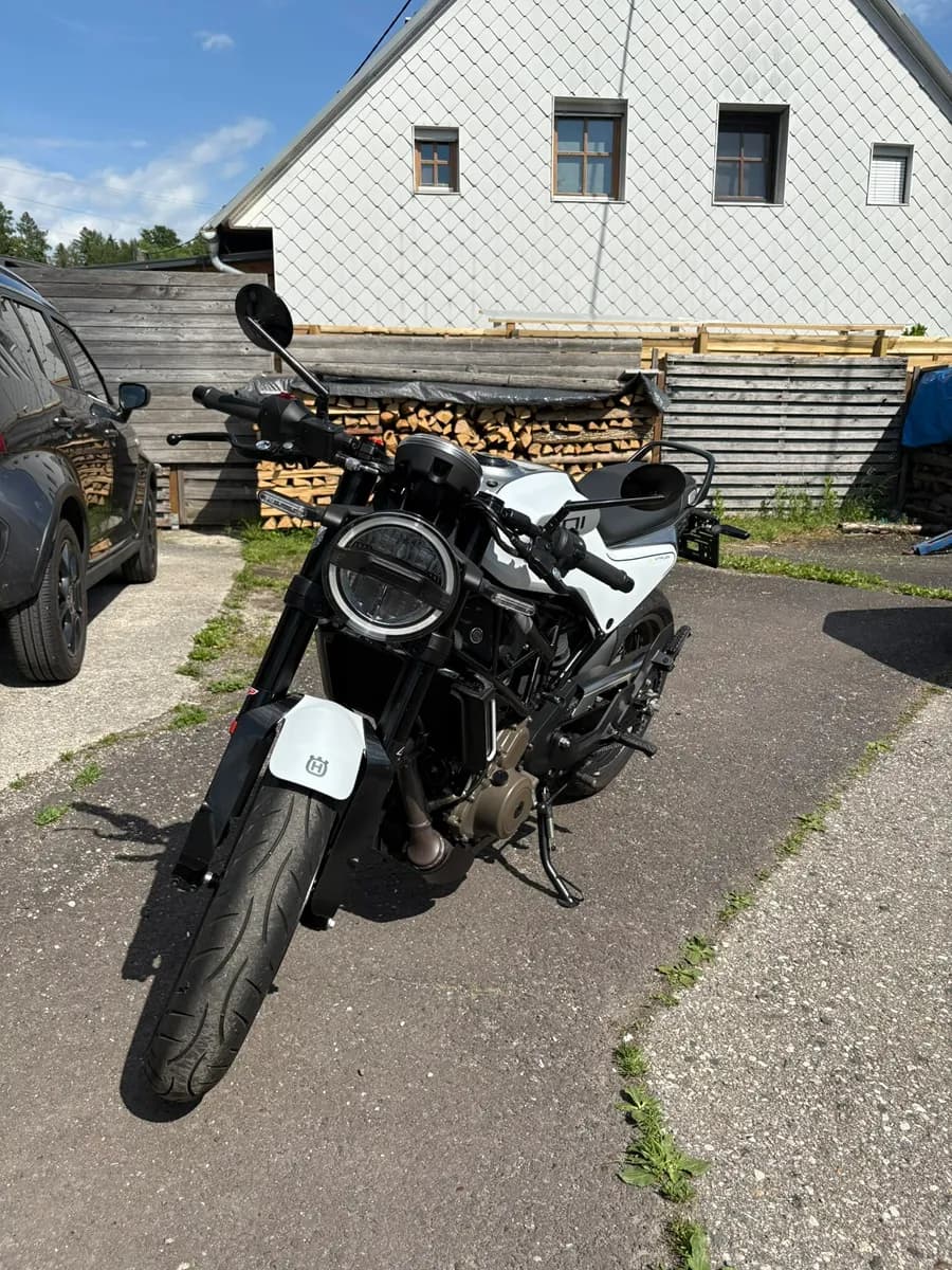 Husqvarna Vitpilen 401