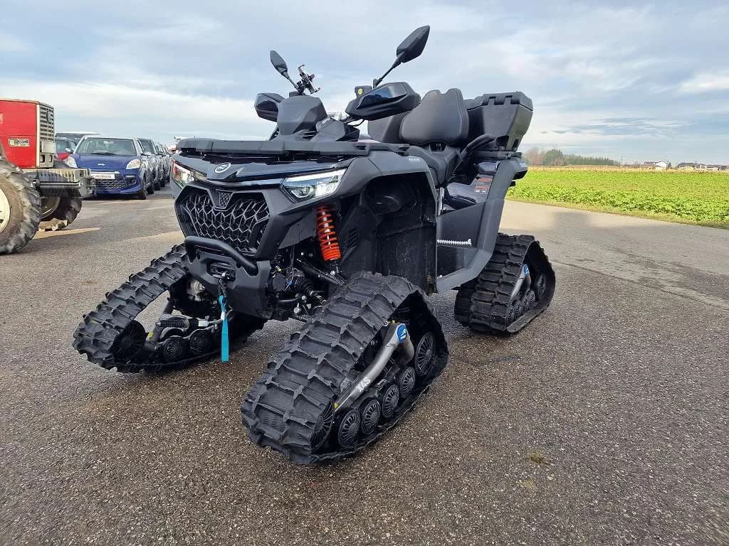 CFMOTO CForce – € 19.490, 0 km – Bild 1 von 3