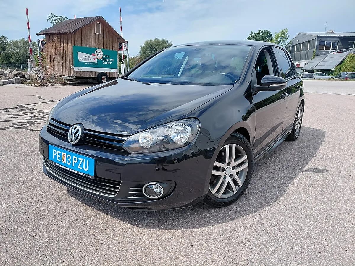 VW Golf 2011 – € 4.000, 230 000 km – Bild 1 von 10