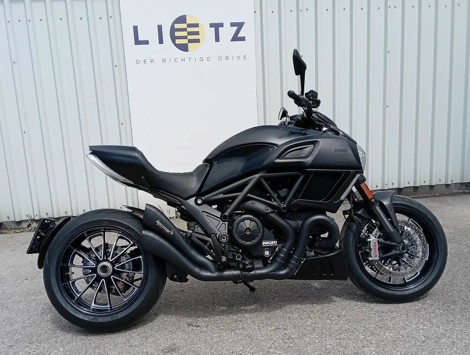 Ducati Diavel 2017 – € 12.985, 23 446 km – Bild 1 von 14