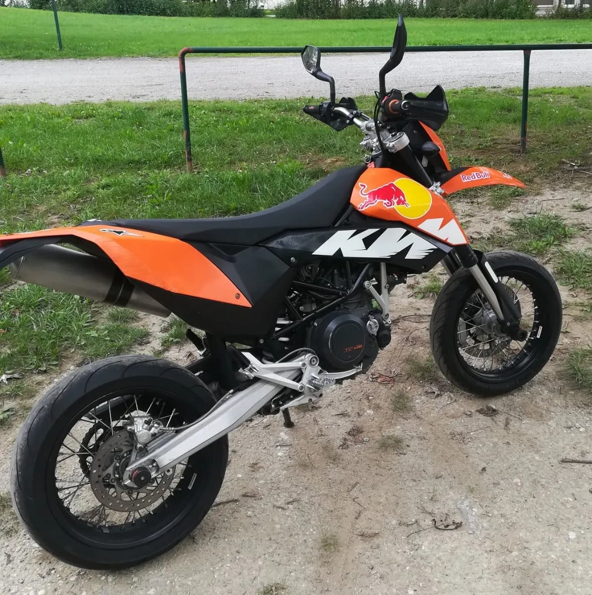 KTM SMC