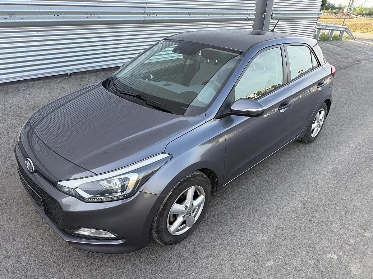 Hyundai i20