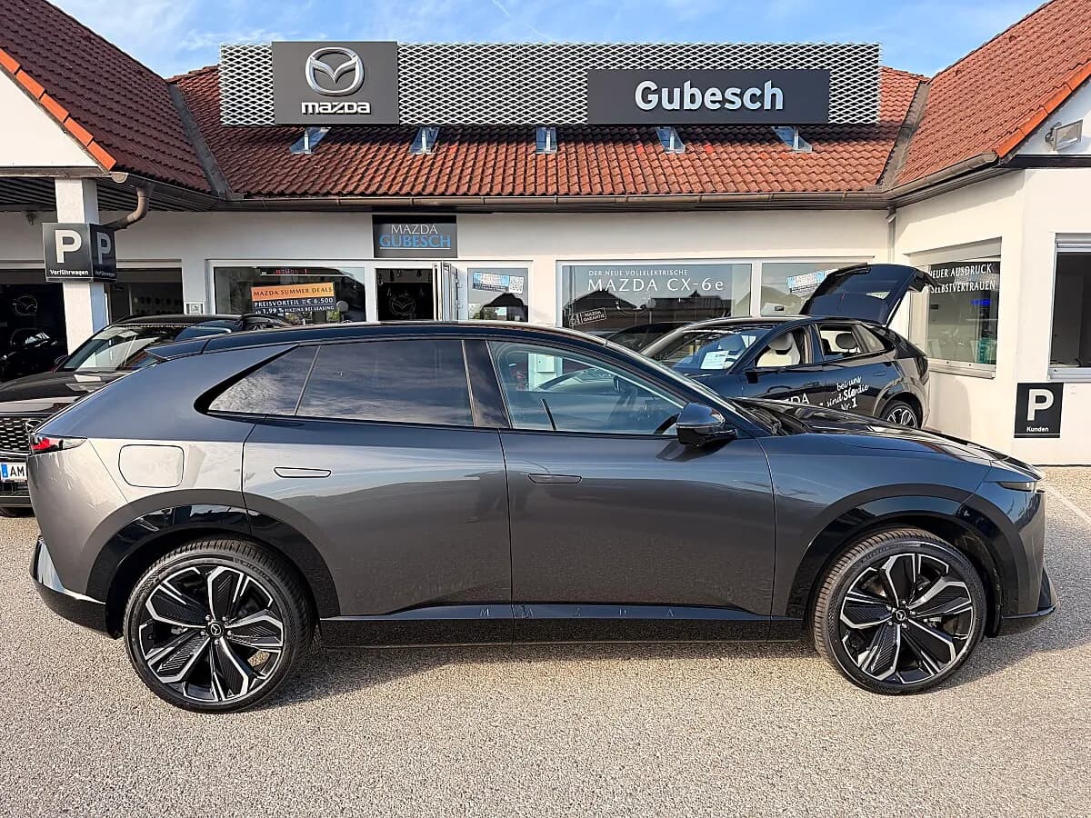 Mazda CX-6e