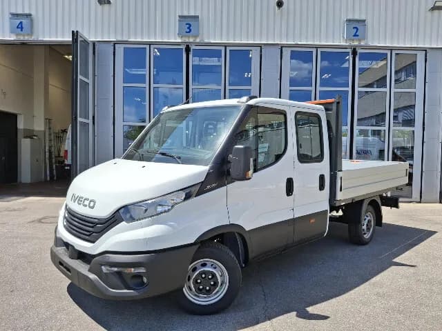 IVECO Daily – € 43.188, 0 km – Bild 1 von 15
