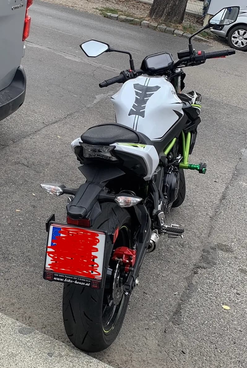Kawasaki Z 2020 – € 5.999, 2 000 km – Bild 1 von 2