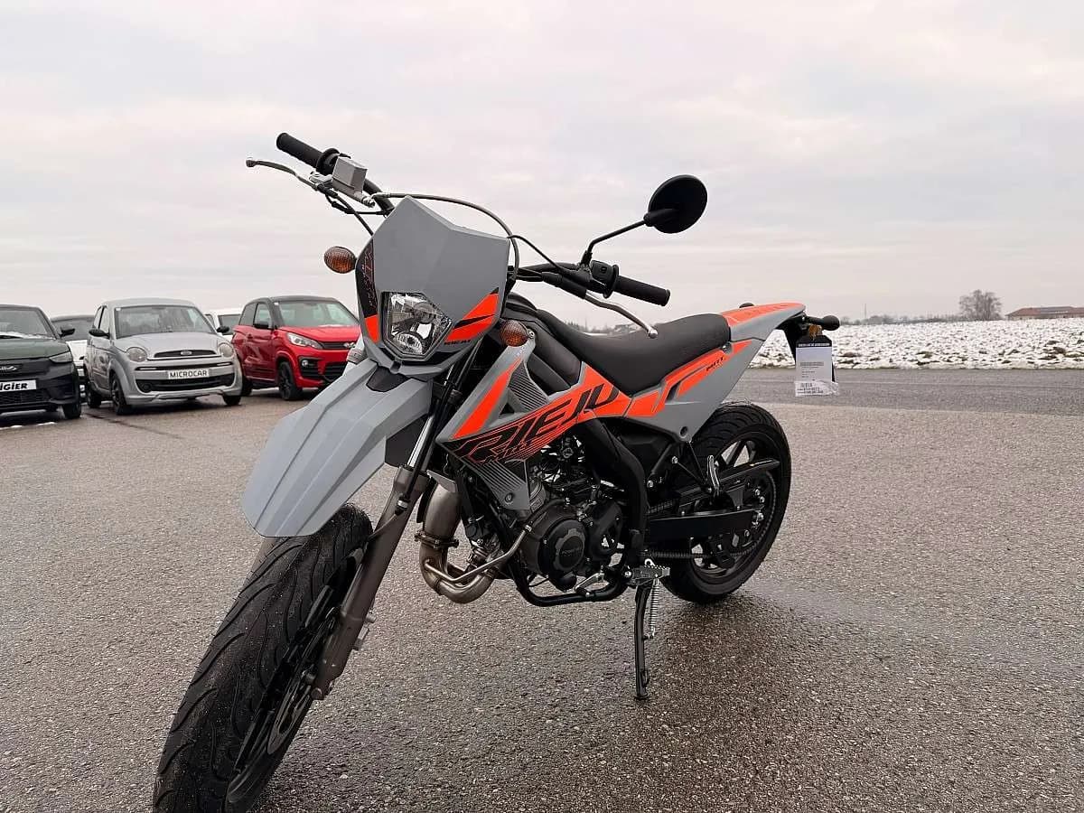 Rieju MRT – € 3.899, 0 km – Bild 1 von 7