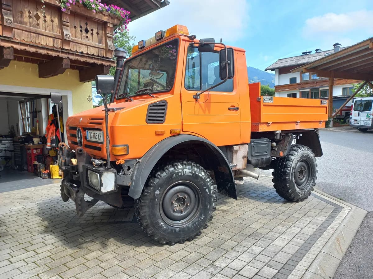 Mercedes-Benz Unimog