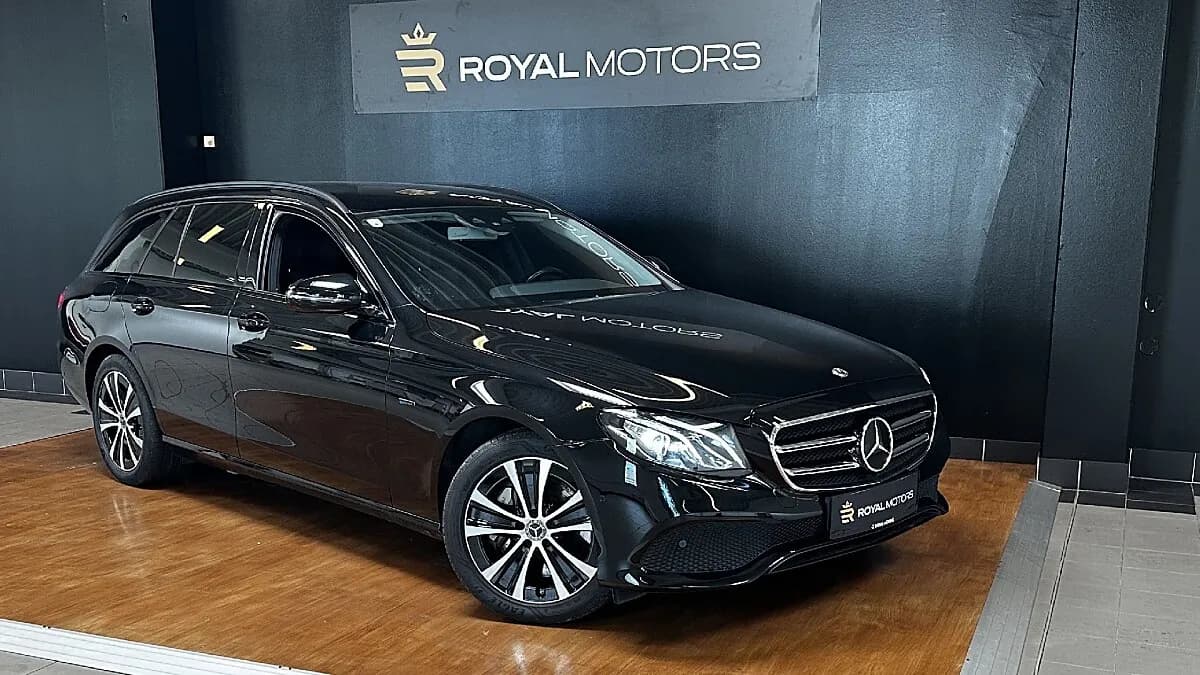 Mercedes-Benz E-Klasse 2020 – € 25.490, 128 000 km – Bild 1 von 28