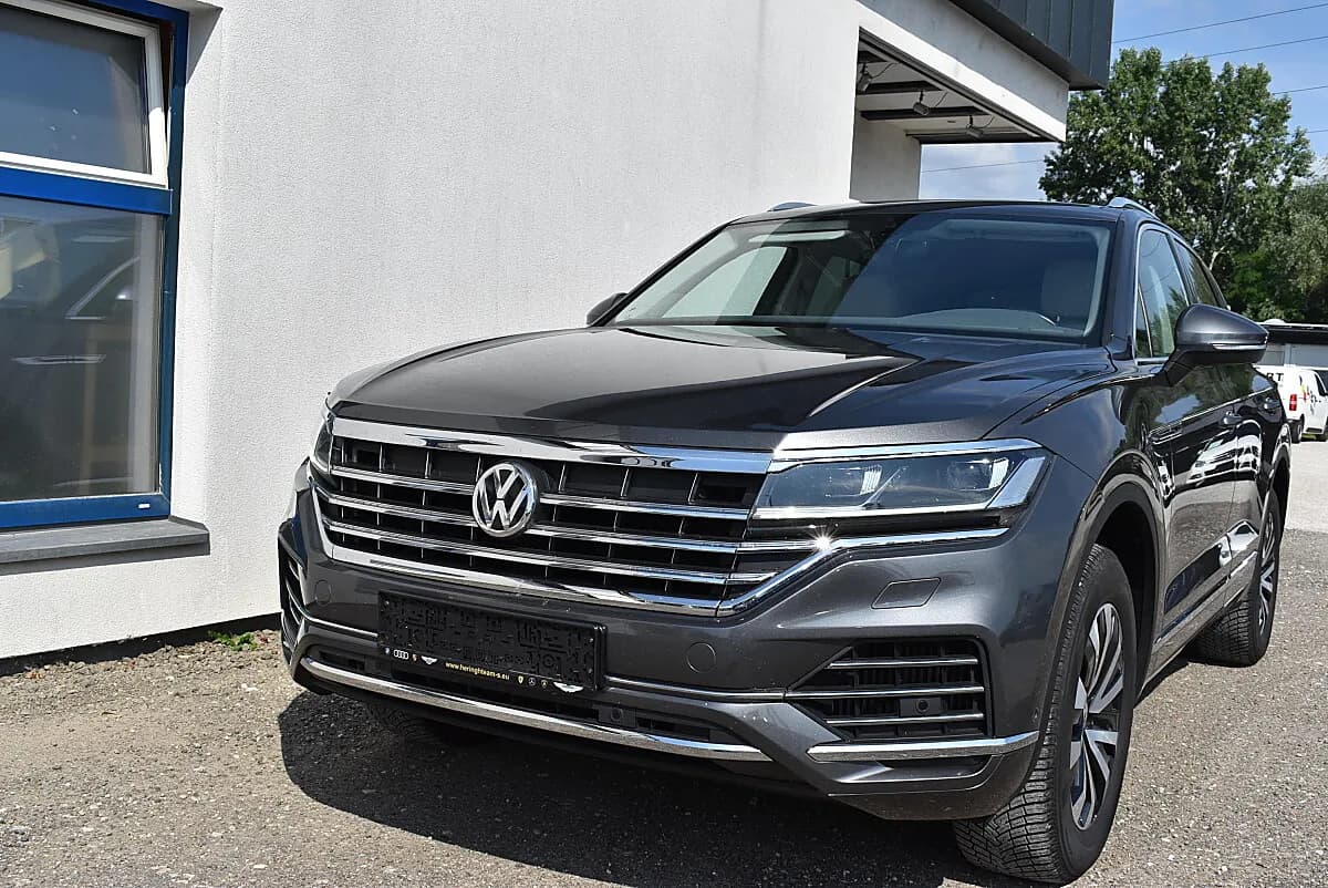 VW Touareg 2020 – € 39.900, 126 399 km – Bild 1 von 15