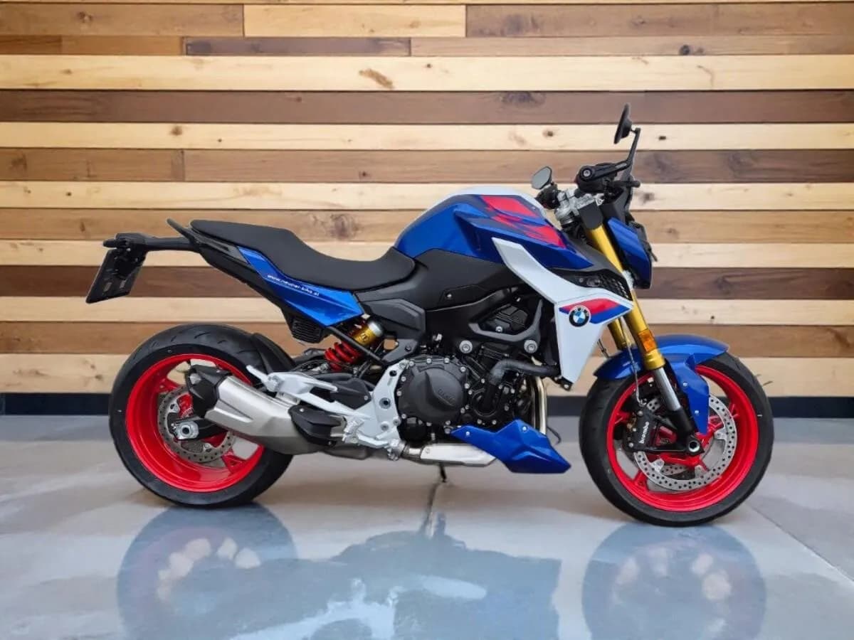 BMW F 900 R – € 12.486, 0 km – Bild 1 von 7