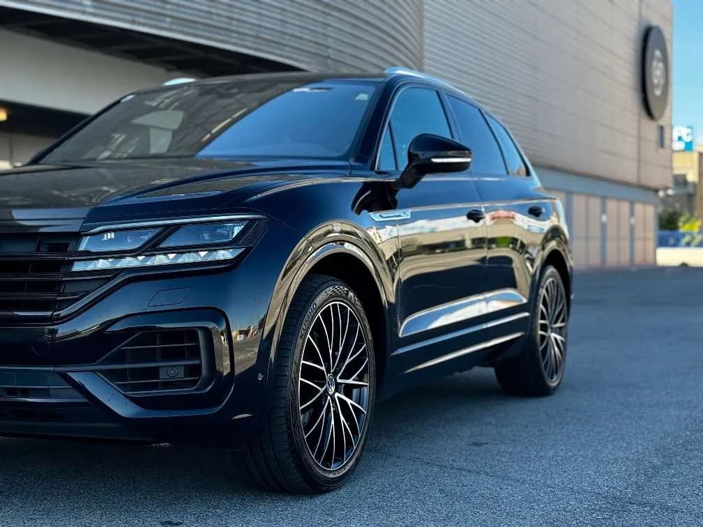 VW Touareg 2019 – € 39.000, 179 000 km – Bild 1 von 21