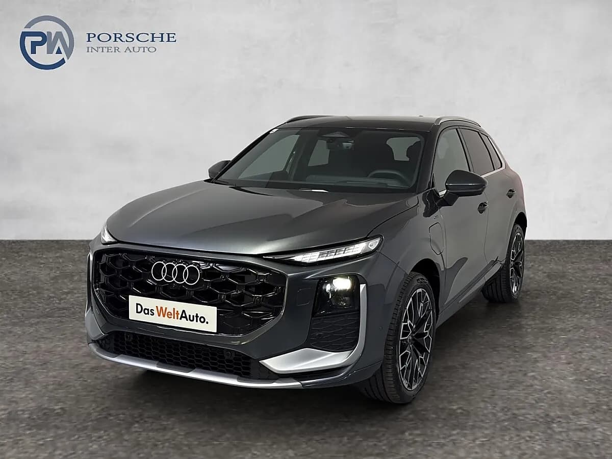 Audi Q3 2025 – € 49.990, 11 512 km – Bild 1 von 15