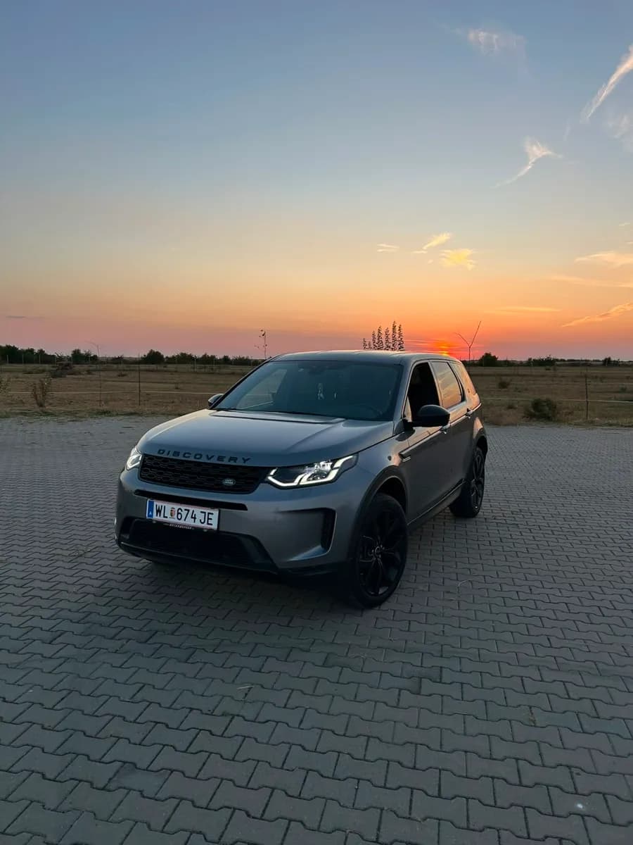 Land Rover Discovery Sport 2019 – € 16.990, 99 850 km – Bild 1 von 8