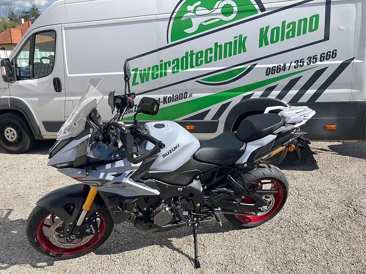 Suzuki GSX-S1000 GX