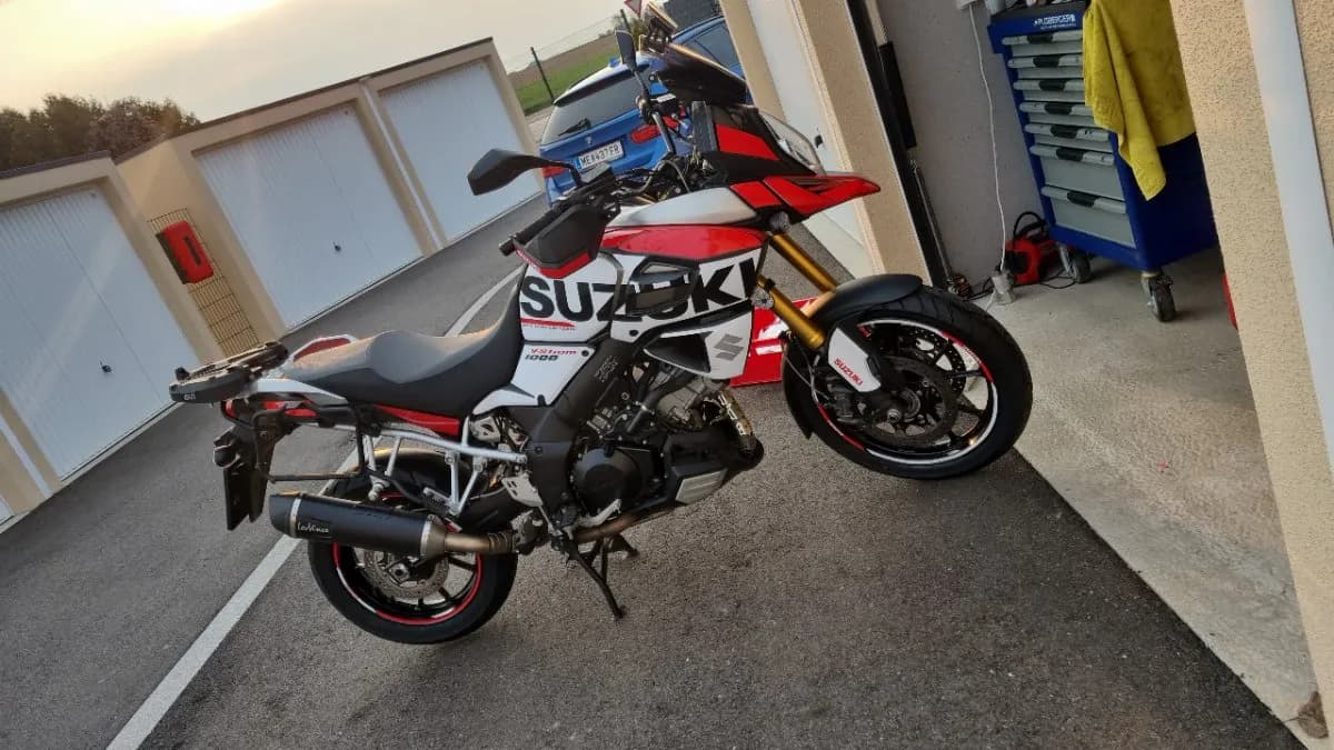 Suzuki V-Strom