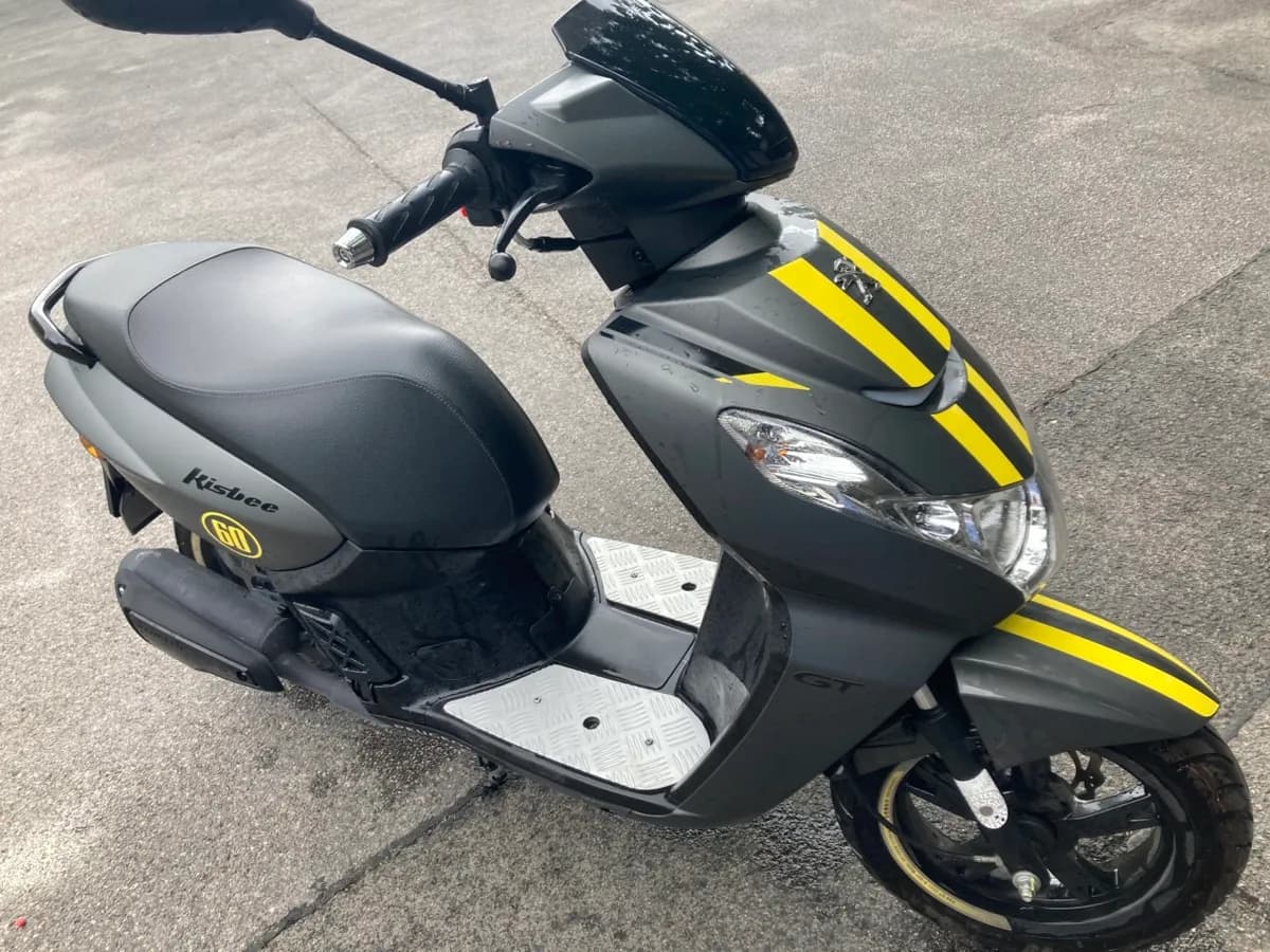 Peugeot Kisbee 2023 – € 1.650, 2 525 km – Bild 1 von 6