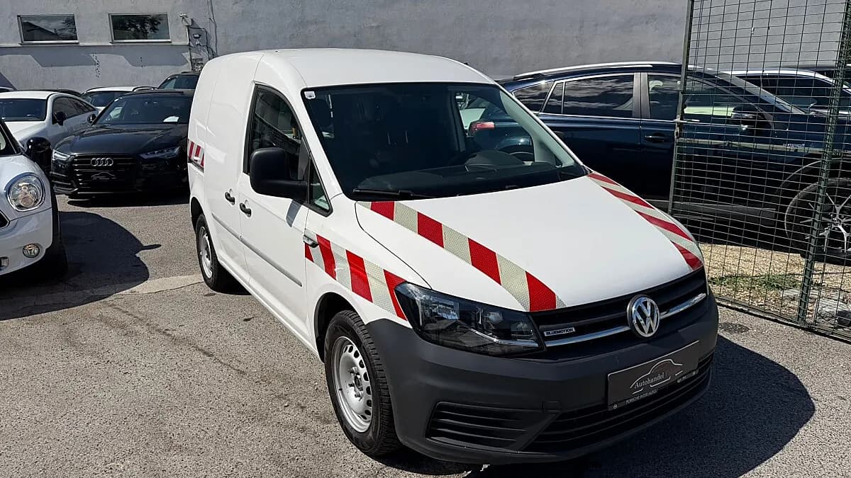 VW Caddy 2018 – € 9.999, 65 000 km – Bild 1 von 16